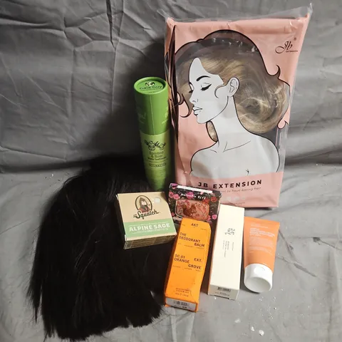APPROXIMATEY 20 ASSORTED HEALTH AND BEAUTY PRODUCTS TO INCLUDE - BEAUTY OF JOSEON RELIEF SUN - AKT DEODORANT BALM - DR SQUATCH SOAP - ETC