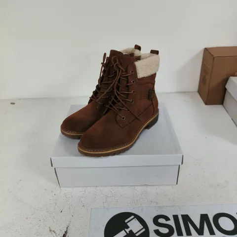 SHOES BY EMMA AUBREY CAMEL BOOTS – UK SIZE 6