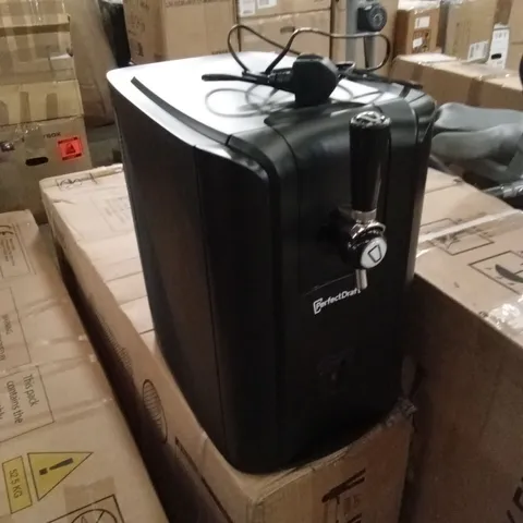 BOXED PERFECT DRAFT PRO BLACK BEER MACHINE