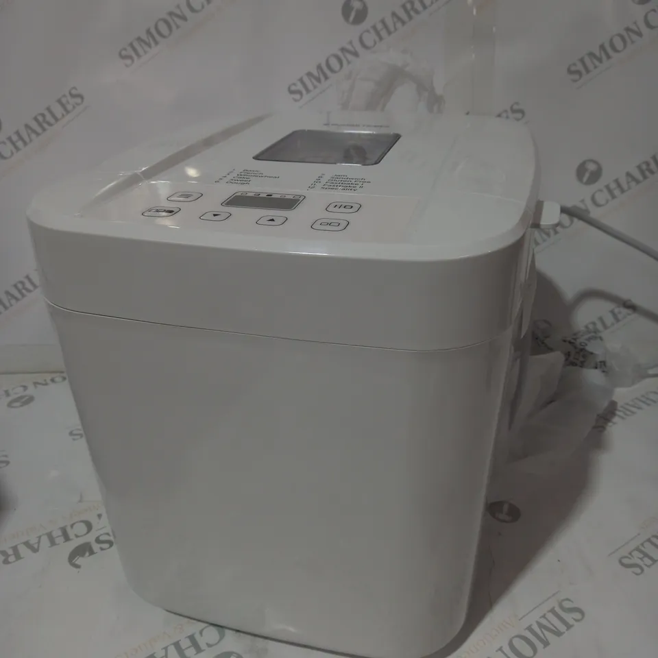 BOXED RUSSELL HOBBS CLASSICS BREADMAKER IN WHITE