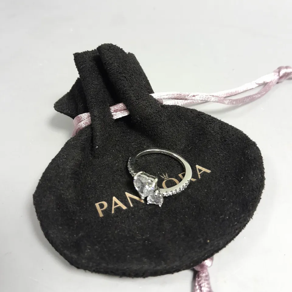 PANDORA DOUBLE HEART SPARKLING RING