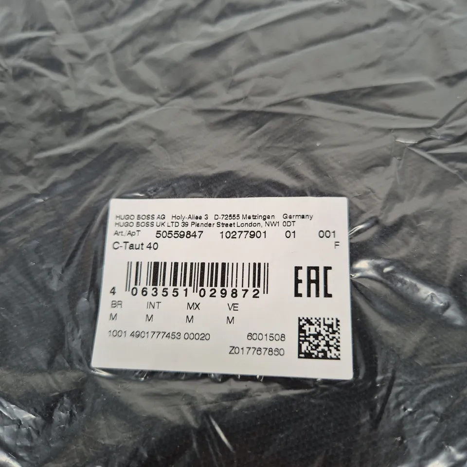 HUGO BOSS BLACK JUMPER - SIZE M