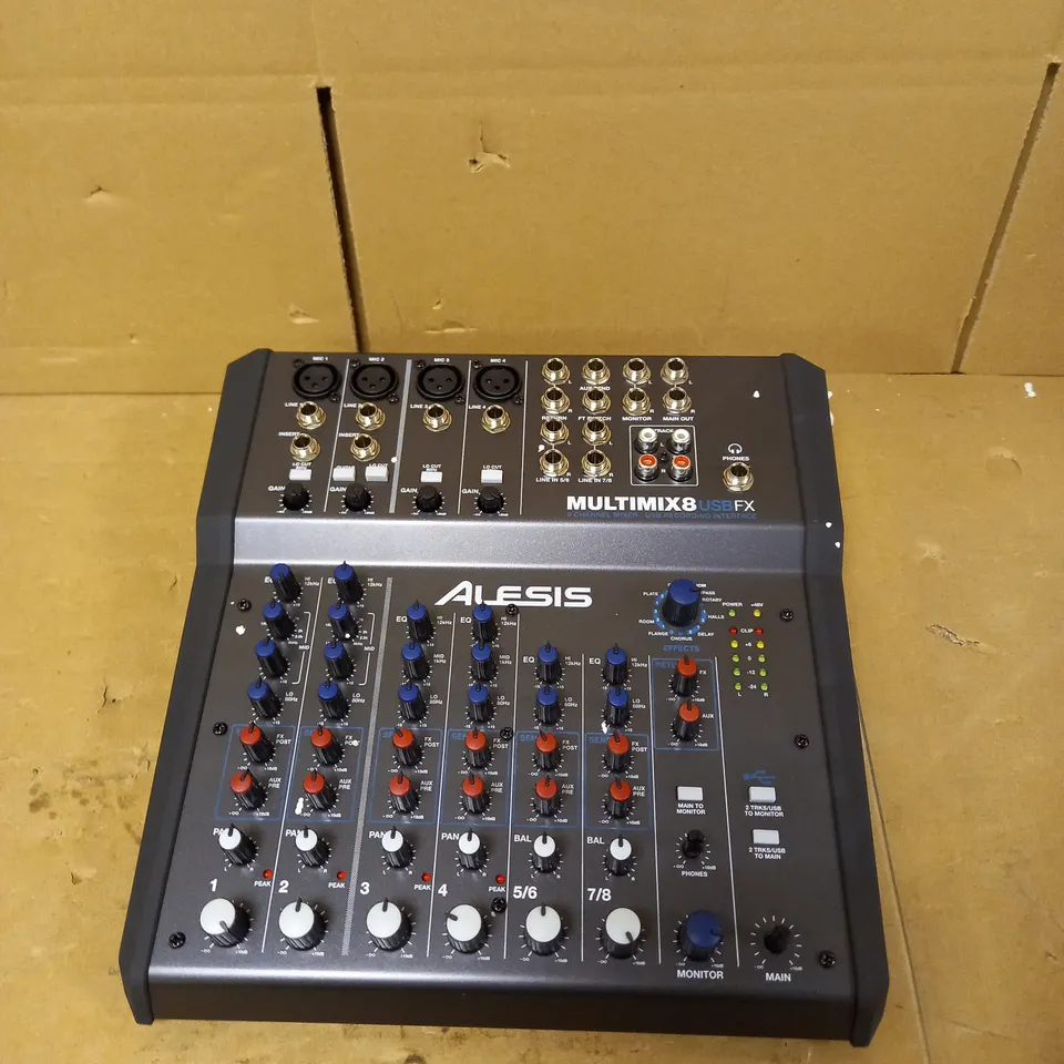 ALESIS MULTIMIX8 USBFX 8-CHANNEL MIXER