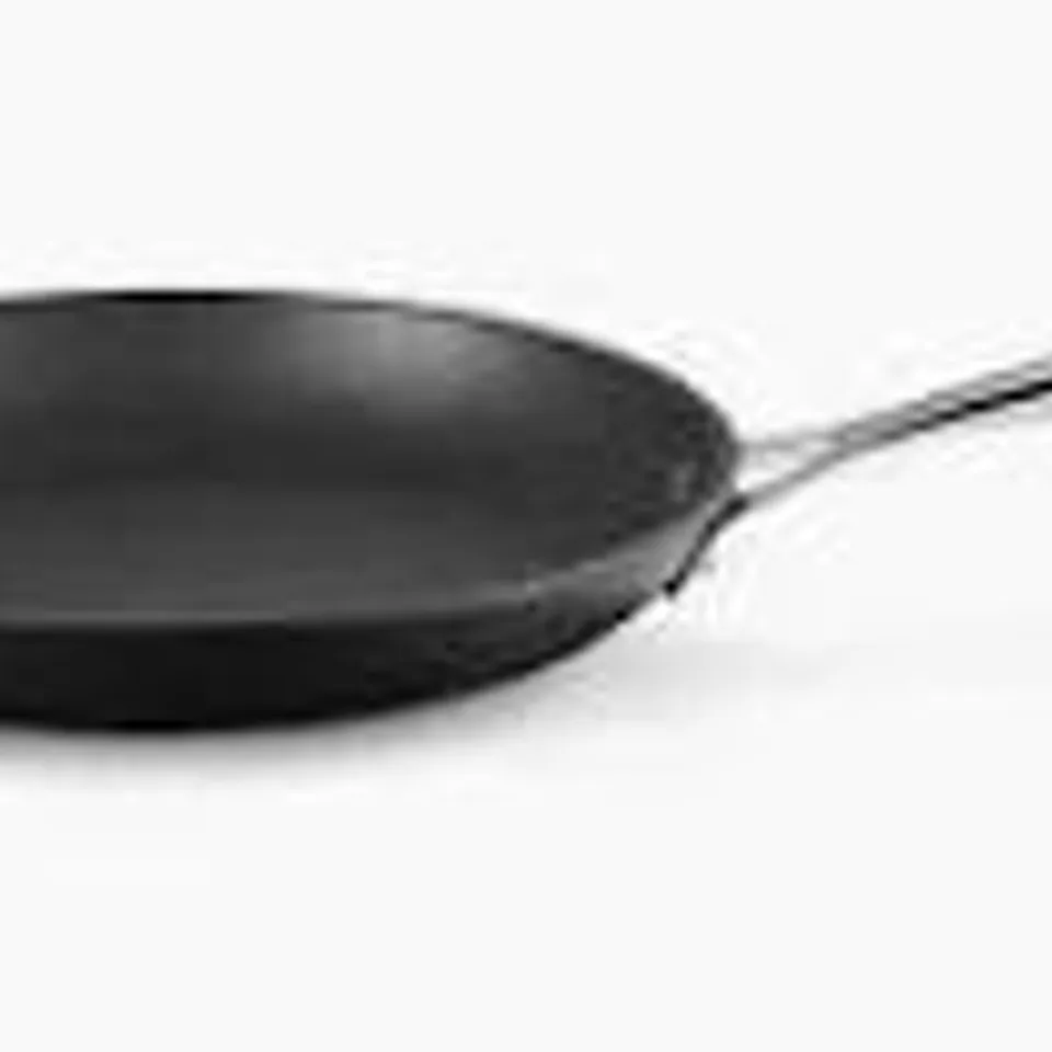 BOXED LE CREUST SHALLOW FRYING PAN
