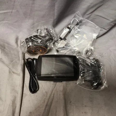 6 MEDIATEK MDT520 SAT NAVS