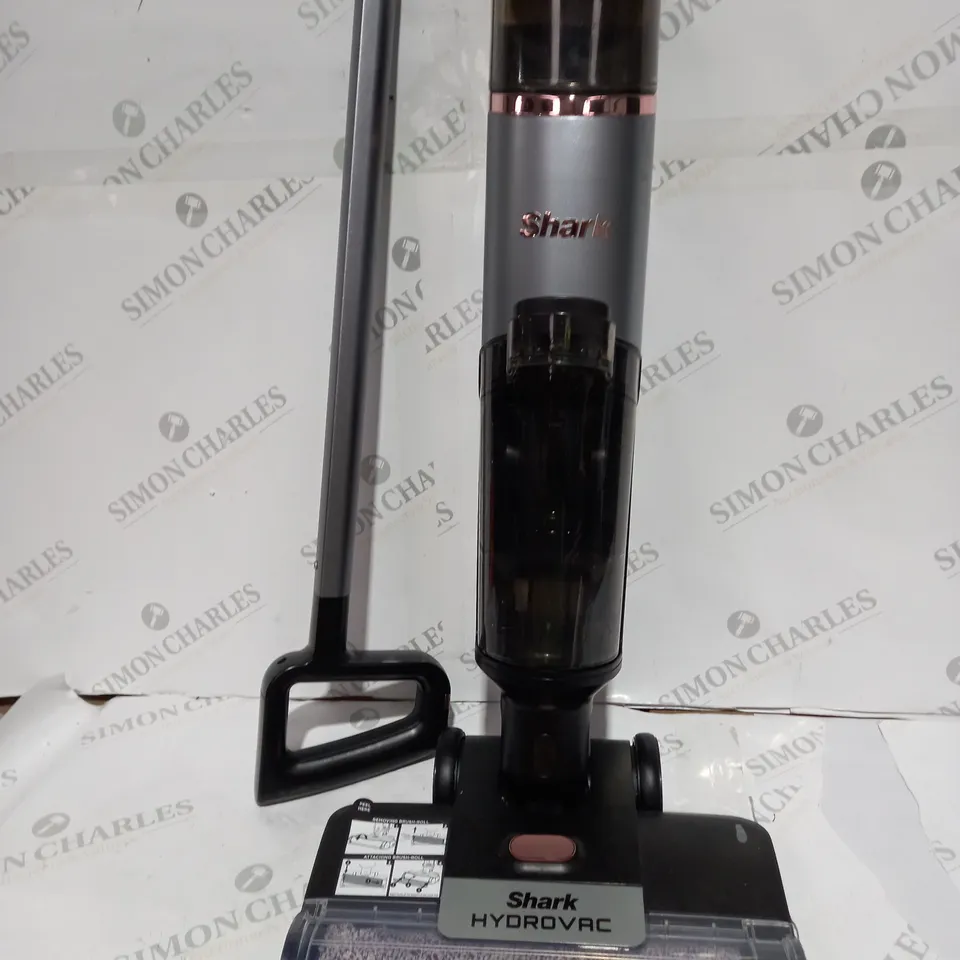 BOXED SHARK HYDROVAC HARD FLOOR WET & DRY CORDLESS CLEANER WD210UK