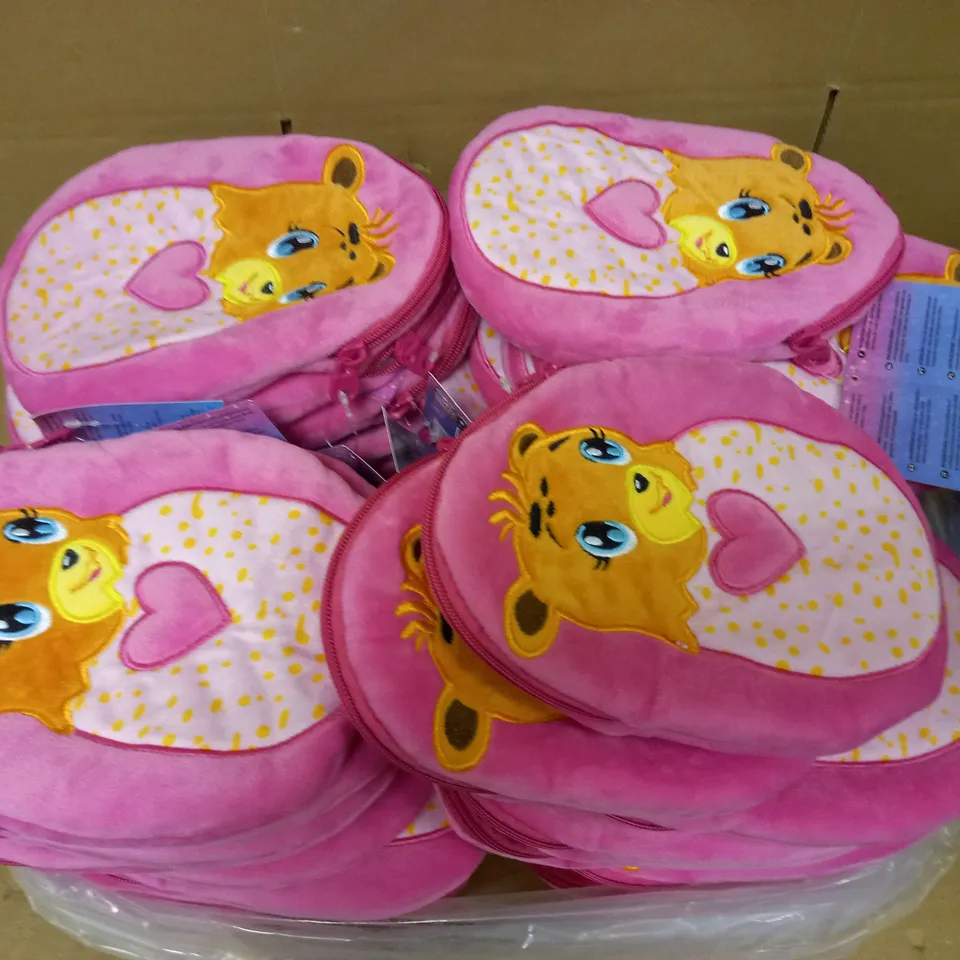 BOX OF APPROXIMATELY 48 HATCHIMALS CHEETREE SHAPED PLUSH PENCIL CASE