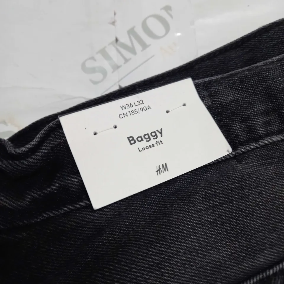 MEN H&M BAGGY FIT LOOSE JEANS - SIZE 36/32