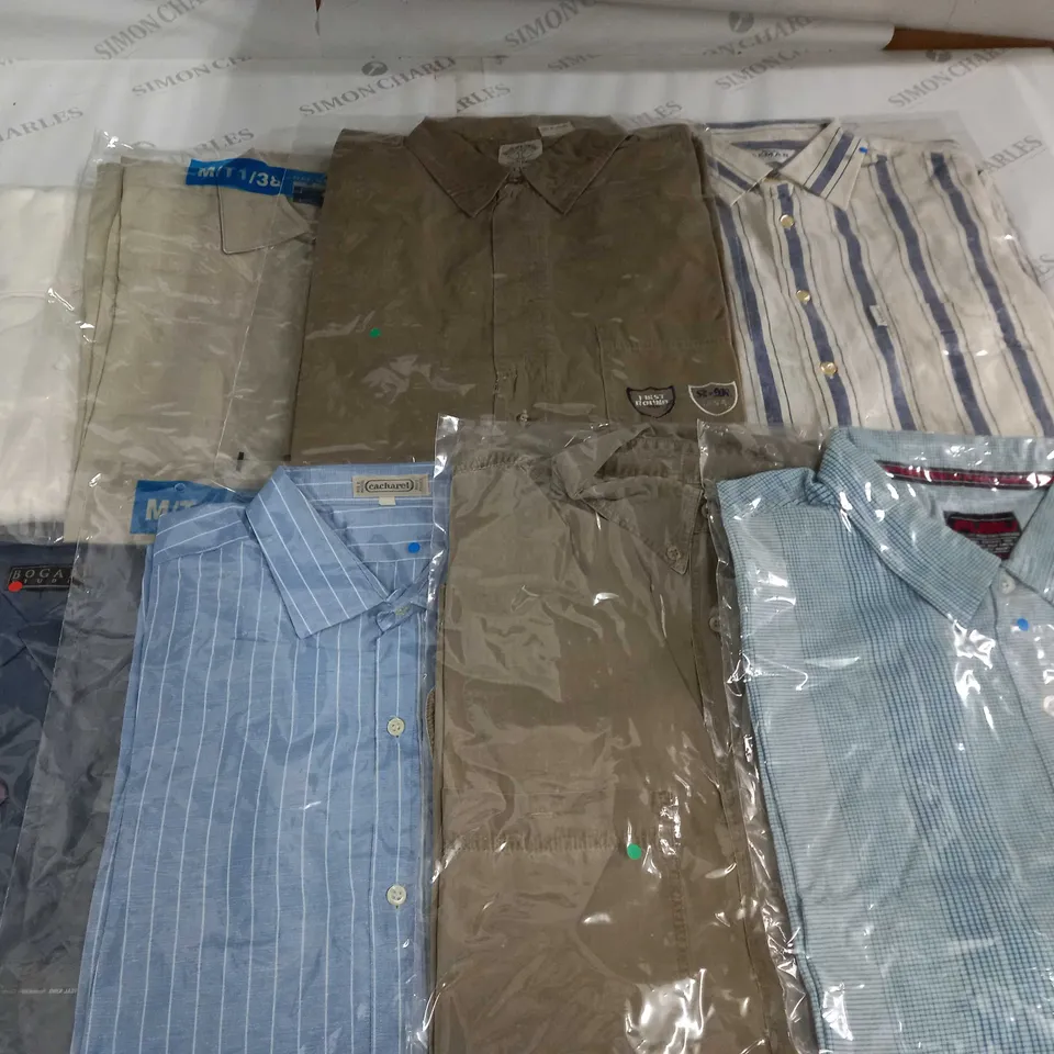 LOT OF 10 ASSORTED BAGGED CLOTHING ITEMS TO INCLUDE FUBU - VARIOUS SIZES