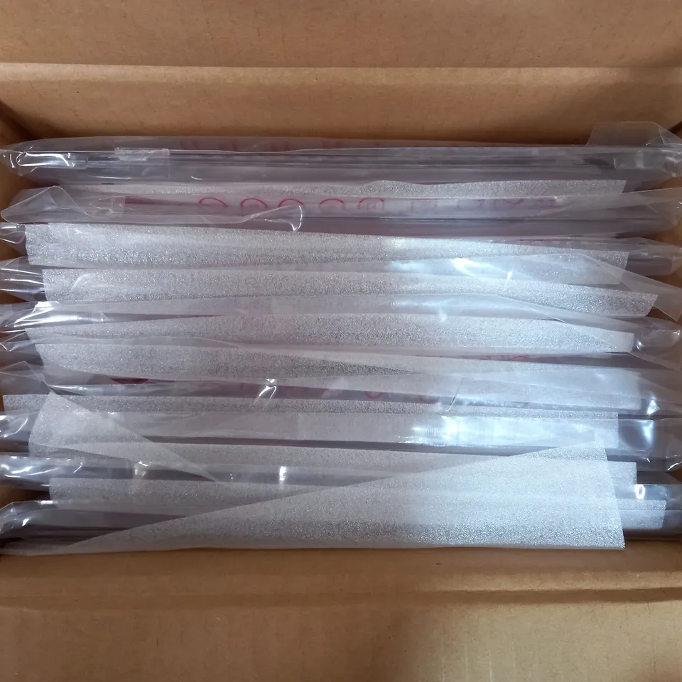 LOT OF 10 BELKIN SNAP SHIELDS FOR MACBOOK AIR 11 - TRANSPARENT