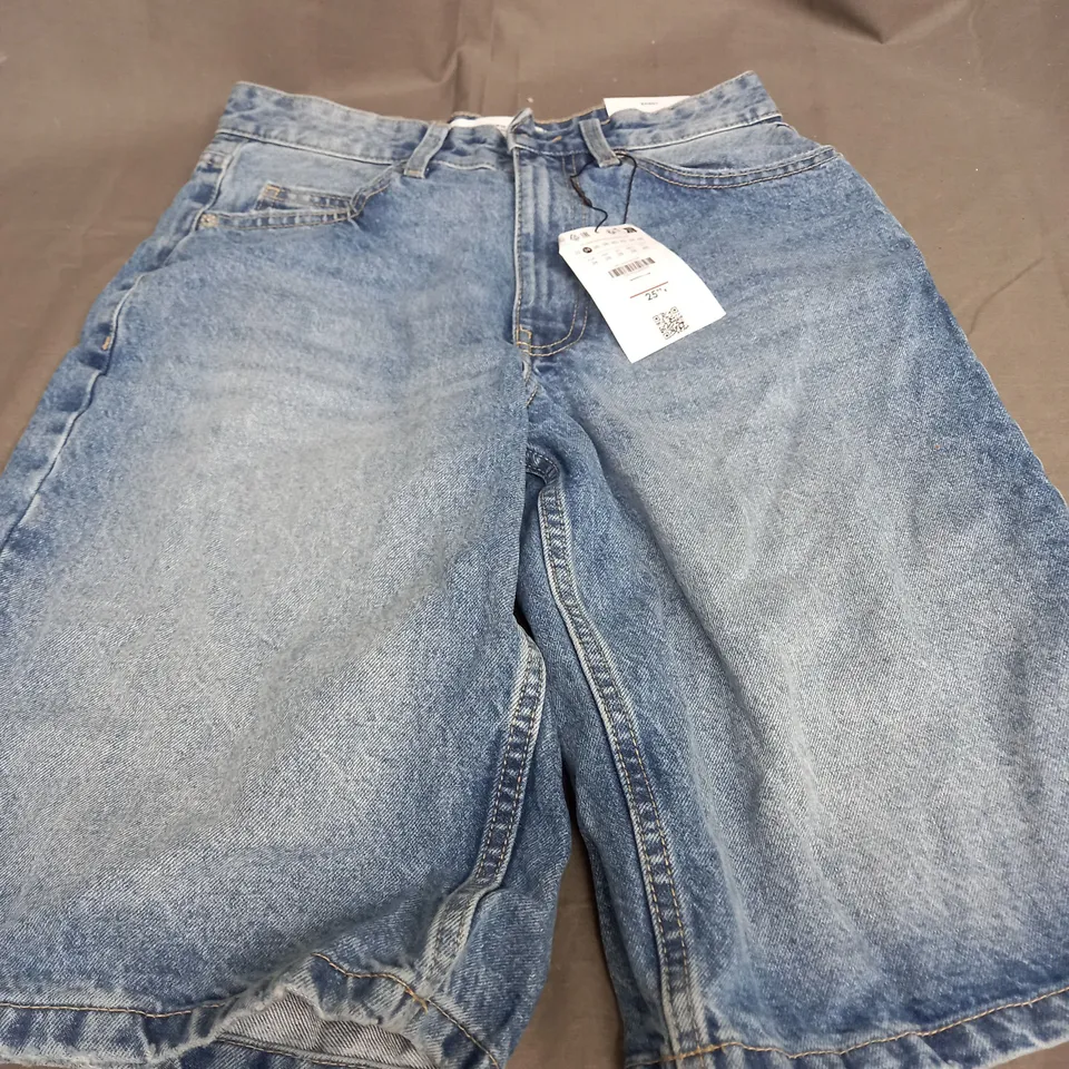 BERSHKA BAGGY DENIM JEAN SHORTS - EUR 34