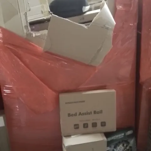 PALLET OF ASSORTED HOUSEHOLD GOODS AND PRODUCTS TO INCLUDE;BED ASSIST RAIL,KIDS RIDE ON SUITCASE,DARTBOARD 