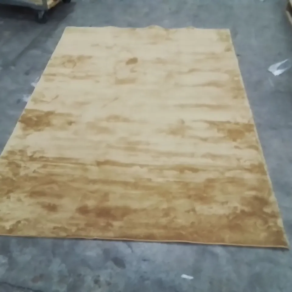 STILLAGE OF APPROXIMATELY 15 QUALITY DESIGNER RUGS