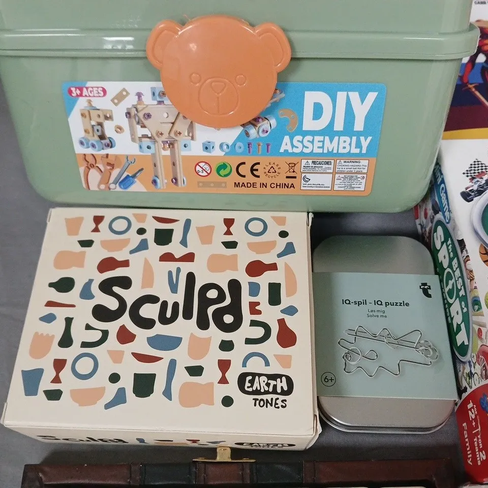 ASSORTED CHILDREN'S BOXED GAMES AND CRAFT KITS: DIZZY DONKEY, SCULPT EARTH TONES, IQ PUZZLE TIN, SPORT & LEISURE, DIY ASSEMBLY TUB