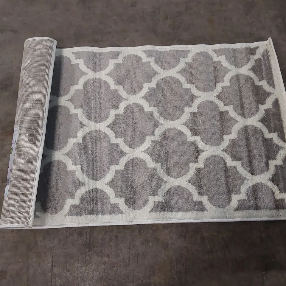 BRAND NEW BAGGED PACO HOME SINAI RUG - 100 x 60cm