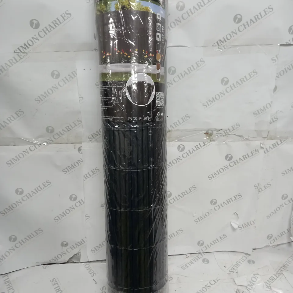 PVC PRIVACY FENCE 5M X 0.9M