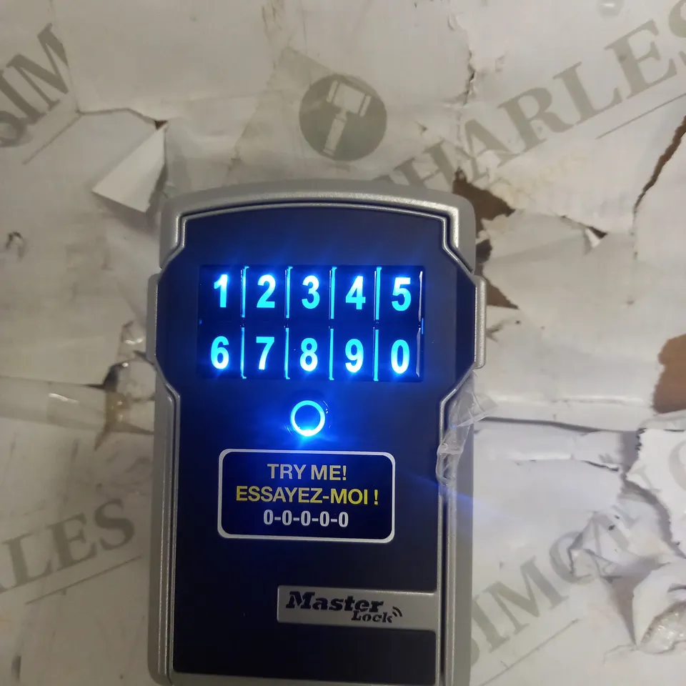 MASTER LOCK HEAVY DUTY KEY SAFE 