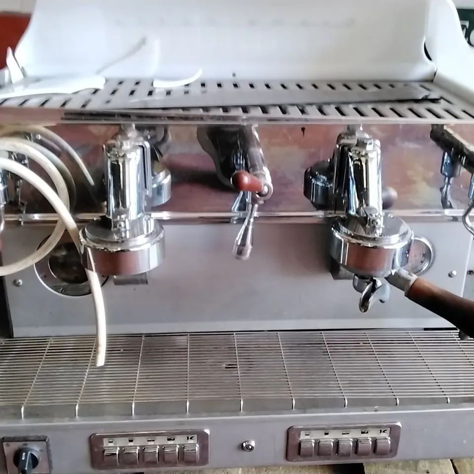 ELEKTRA BARISTA CREMA CAFFÈ 2 STATION COFFEE MACHINE 