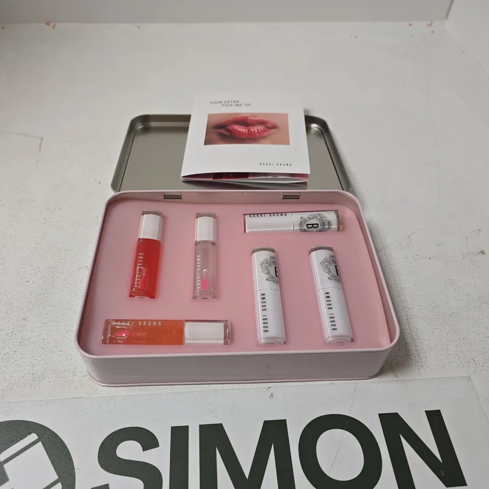 BOBBI BROWN 6 ITEM GIFT SET IN TIN