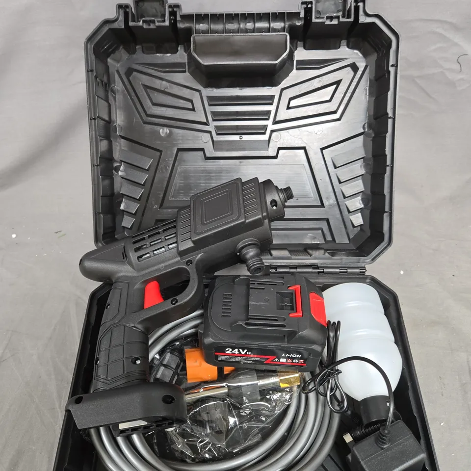 ELECTRIC PORTABLE POWER WASHER WITH CASE 