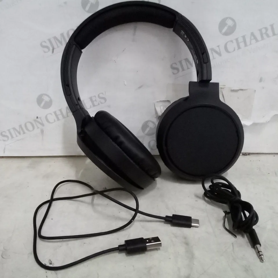 BOXED PHILLIPS 5000 SERIES WIRELESS HEADPHONES