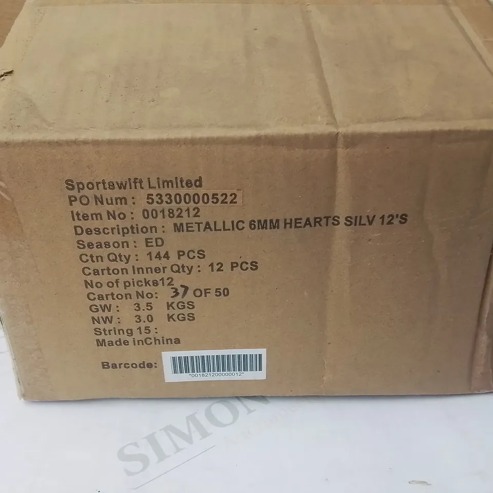 LOT OF 10 BOXES OF BRAND NEW METALLIC 6MM SILVER HEART CONFETTI - 144 PIECES PER BOX / TOTAL 1440 