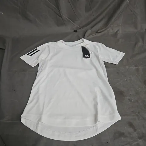 ADIDAS CLUB 3 STRIPE TEE IN WHITE/BLACK SIZE 7-8YRS