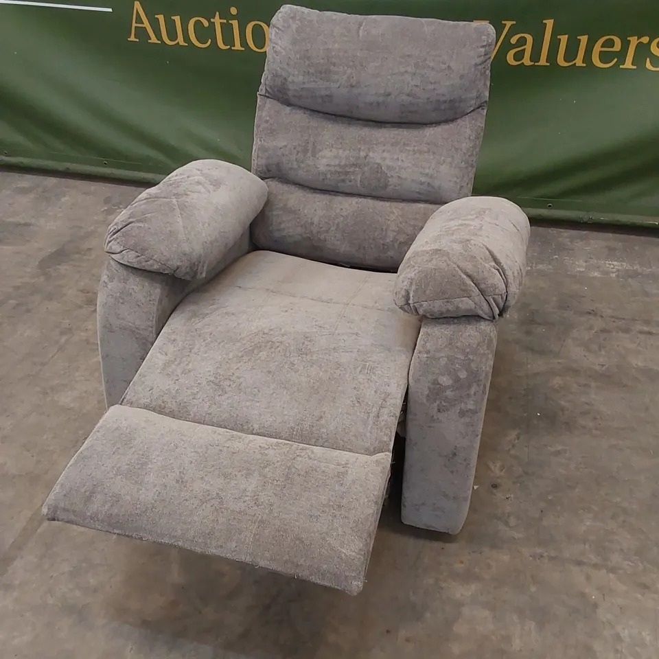 QUALITY DESIGNER FABRIC UPHOLSTERED MANUAL RECLINER ARMCHAIR 