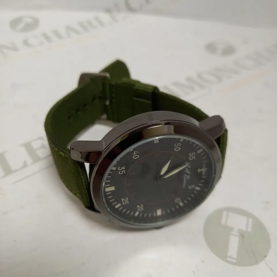 MENS LA BANUS FIELD WATCH JAPAN QUARTZ MOVEMENT 3ATM WATER RESISTANT