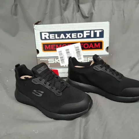 SKETCHERS WIDE FITTING SQUAD SR BUNGEE SLIP ON ATHLETIC TRAINERS - BLACK - SIZE 4