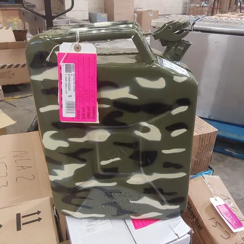 CLARKE UN20LC 20 LITRE JERRY CAN (CAMOUFLAGE)