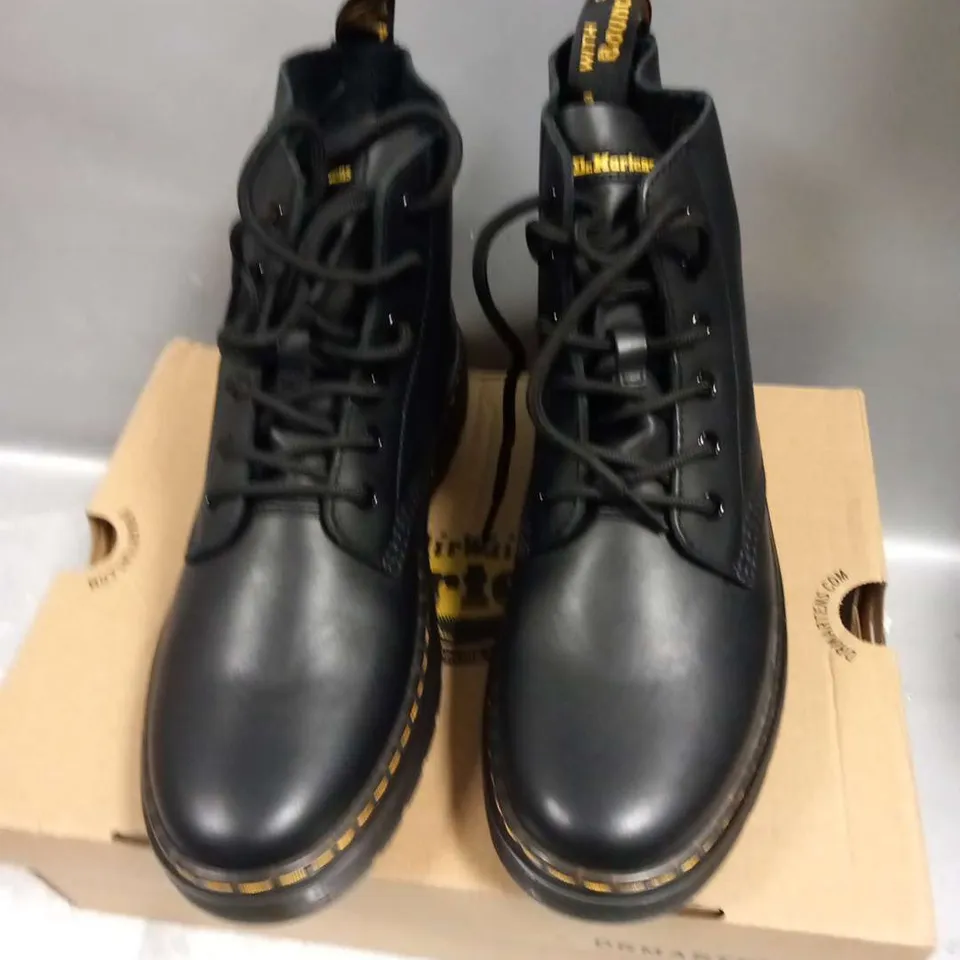 BOXED DR MARTENS THURSTEN CHUKKA LACK SIZE 6.5