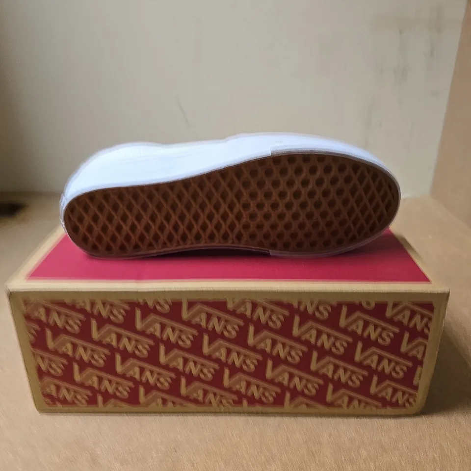 VANS BROOKLYN LS WHITE SNEAKER – UK 6 