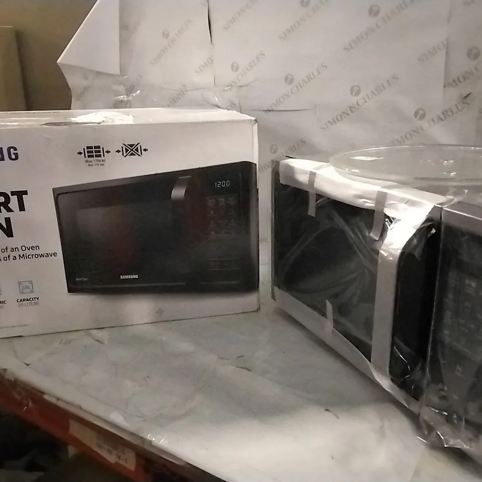 BOXED SAMSUNG SMART OVEN 