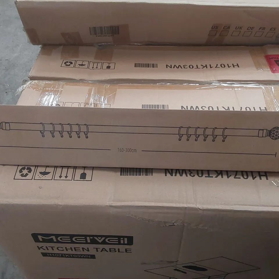 BOXED CURTAIN POLES AND FINALS