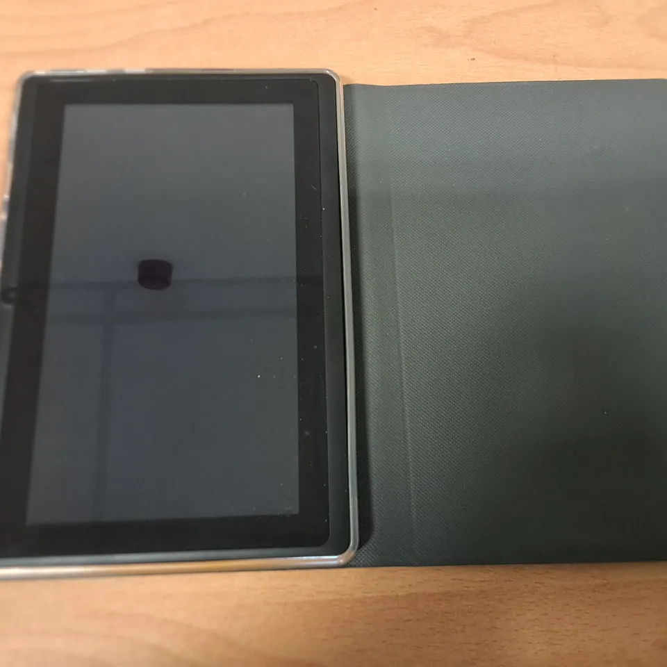 BOXED ANDROID TABLET PC- IT-701A