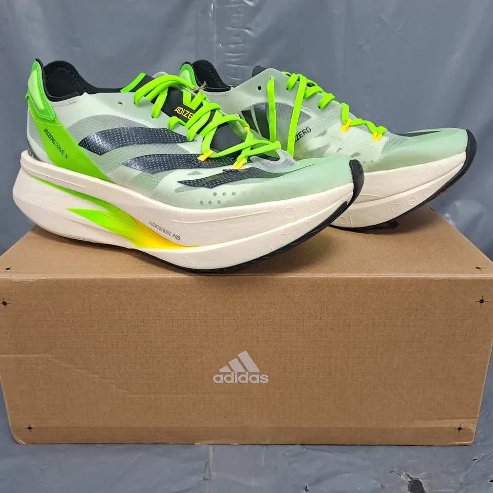 BOXED PAIR OF ADIDAS ADIZERO PRIME X SHOES IN GREEN/BLACK SIZE UK 5