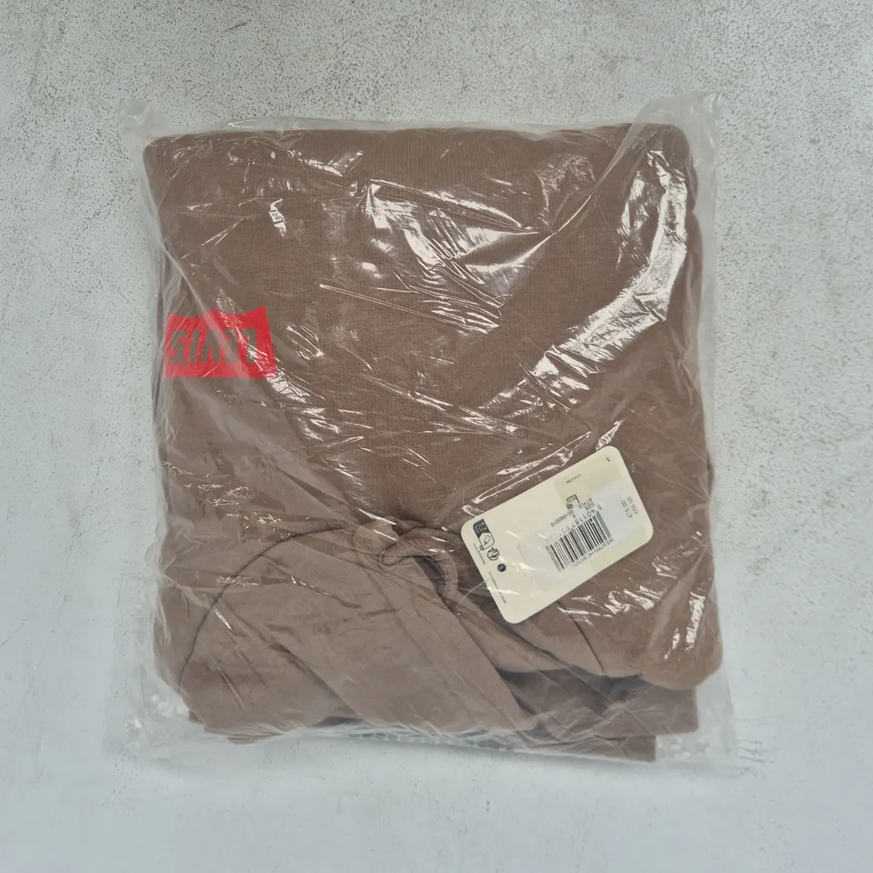 BAGGED LEVI'S WESTERN PULL-OVER HOODY IN BROWN/RED SIZE SMALL