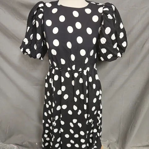 NOBODY'S CHILD THORA MIDI SPOT DRESS IN BLACK/WHITE SIZE 8