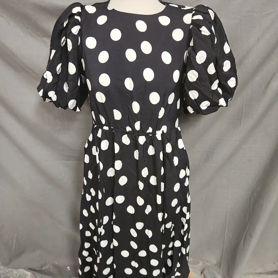 NOBODY'S CHILD THORA MIDI SPOT DRESS IN BLACK/WHITE SIZE 8