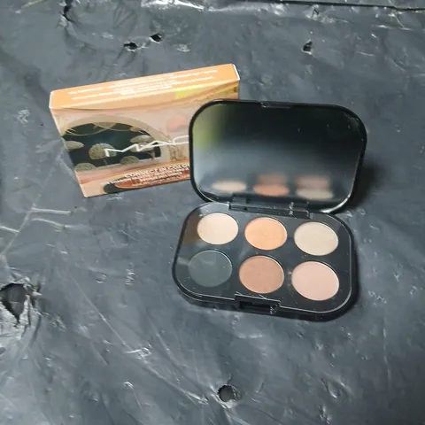 MAC CONNECT IN COLOUR EYESHADOW PALETTE
