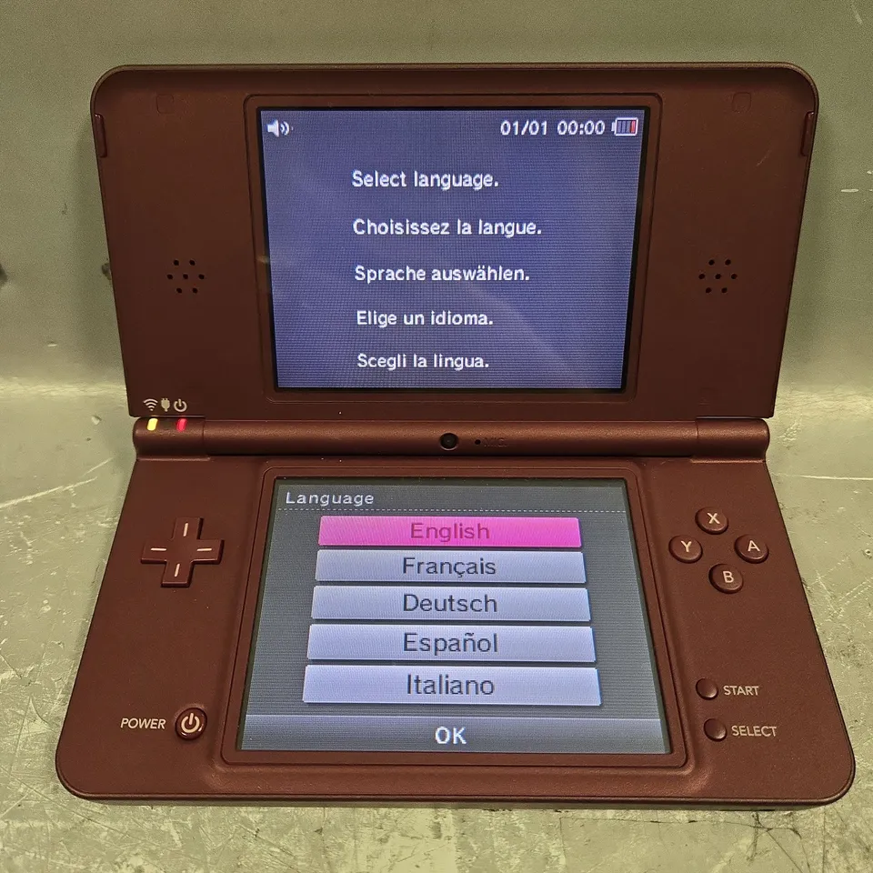 NINTENDO DS XL