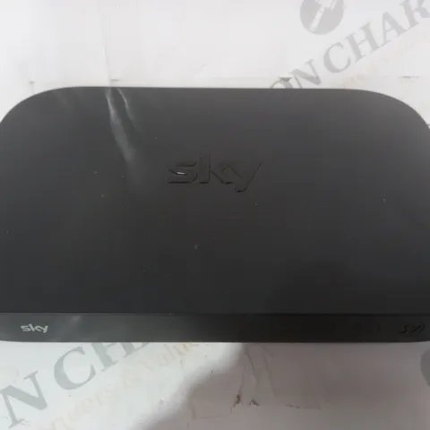 SKY EM150 Q MINI BOX
