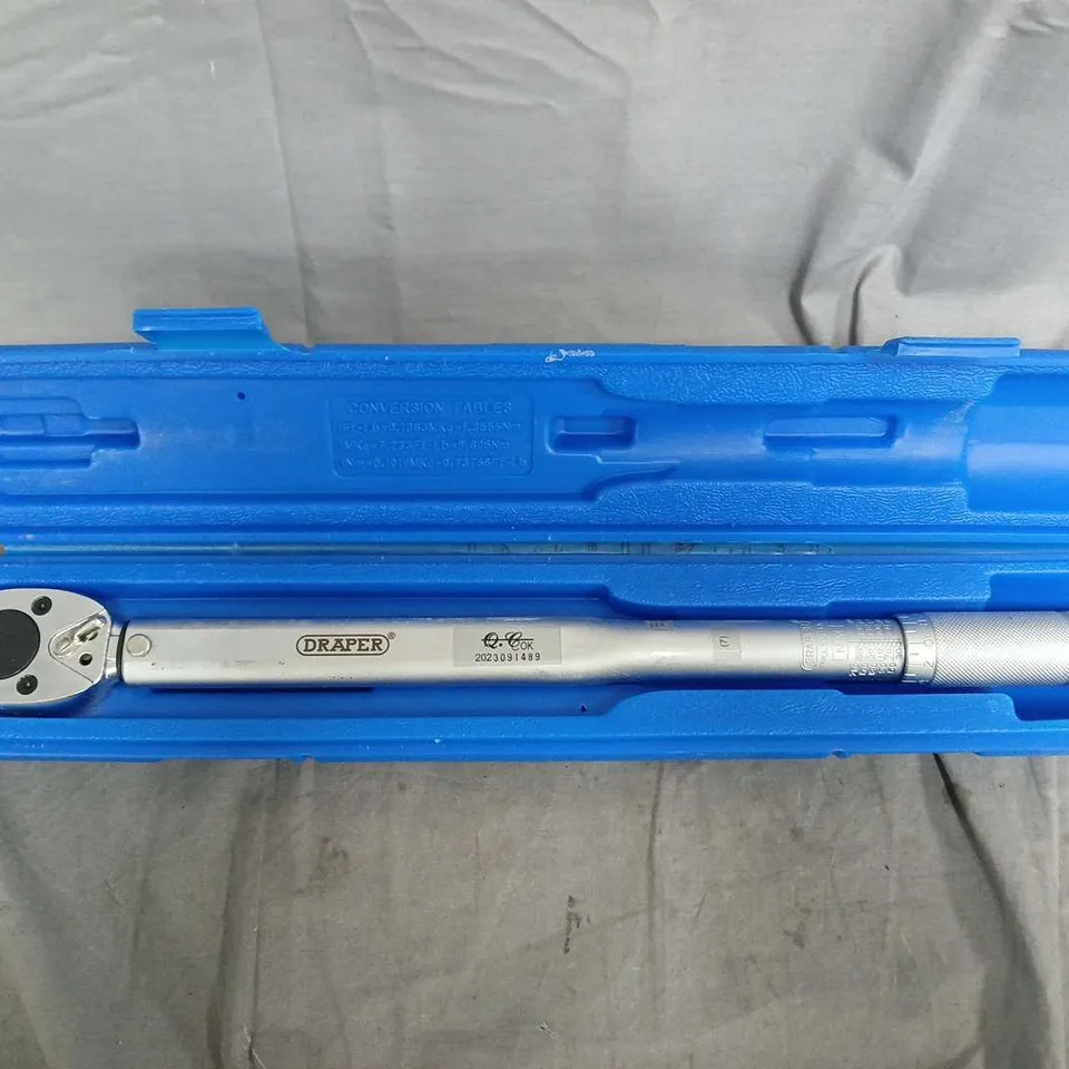 DRAPER TORQUE WRENCH – SILVER, IN BLUE CASE (30357)