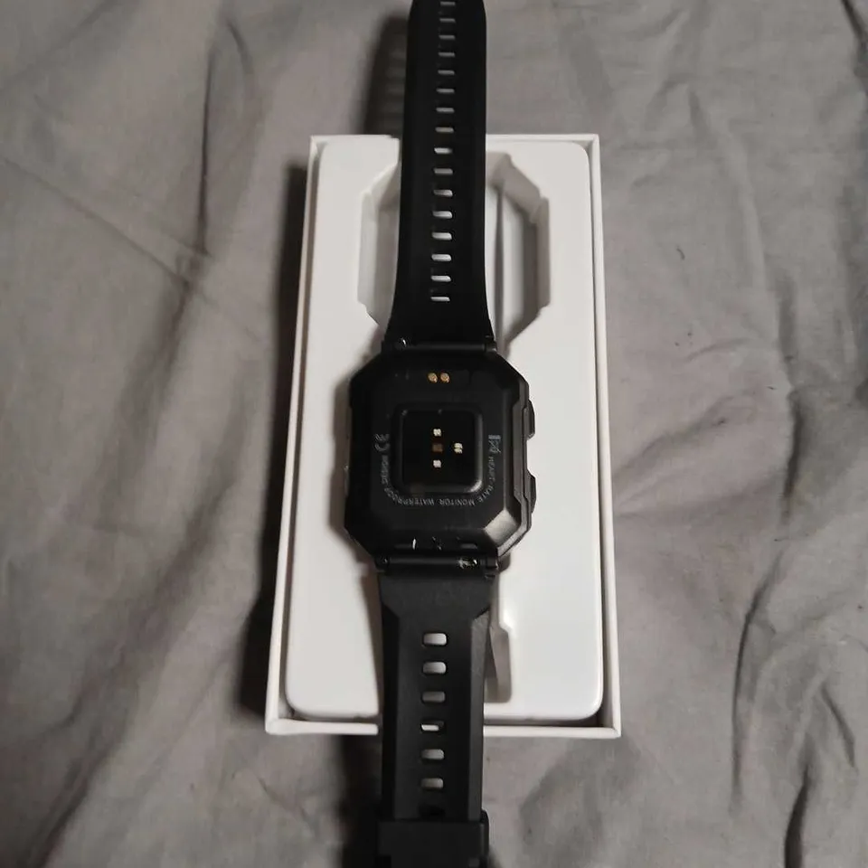 HARD HAT  SMARTWATCH (BLACK) IP68 – ANDROID & IOS COMPATIBLE