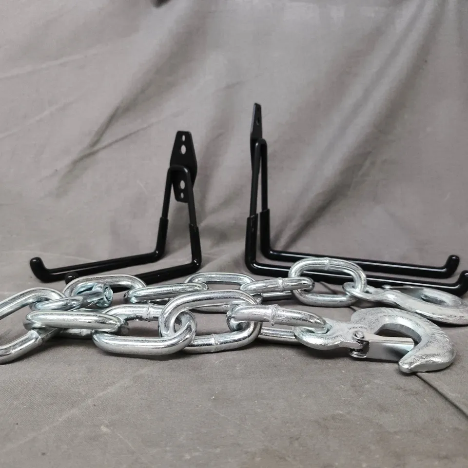 BOX OF APPROXIMATELY 10 ASSORTED ITEMS TO INCLUDE HEAVY DUTY ENGINE CRANE, ETC