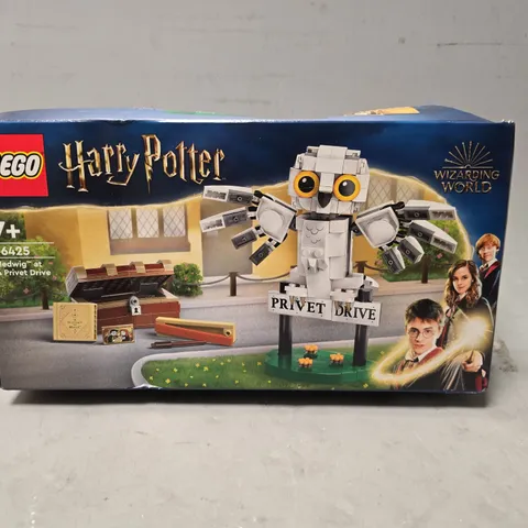 BOXED LEGO HARRY POTTER 76425 HEDWIG AT 4 PRIVET DRIVE 