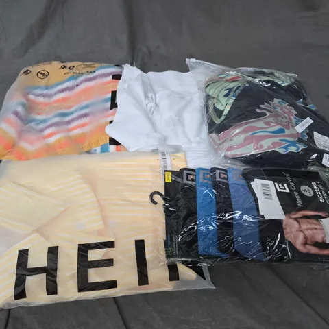LARGE BOX OF APPROXIMATELY 20 ASSORTED CLOTHING ITEMS IN VARIOUS SIZES, STYLES AND COLOUR