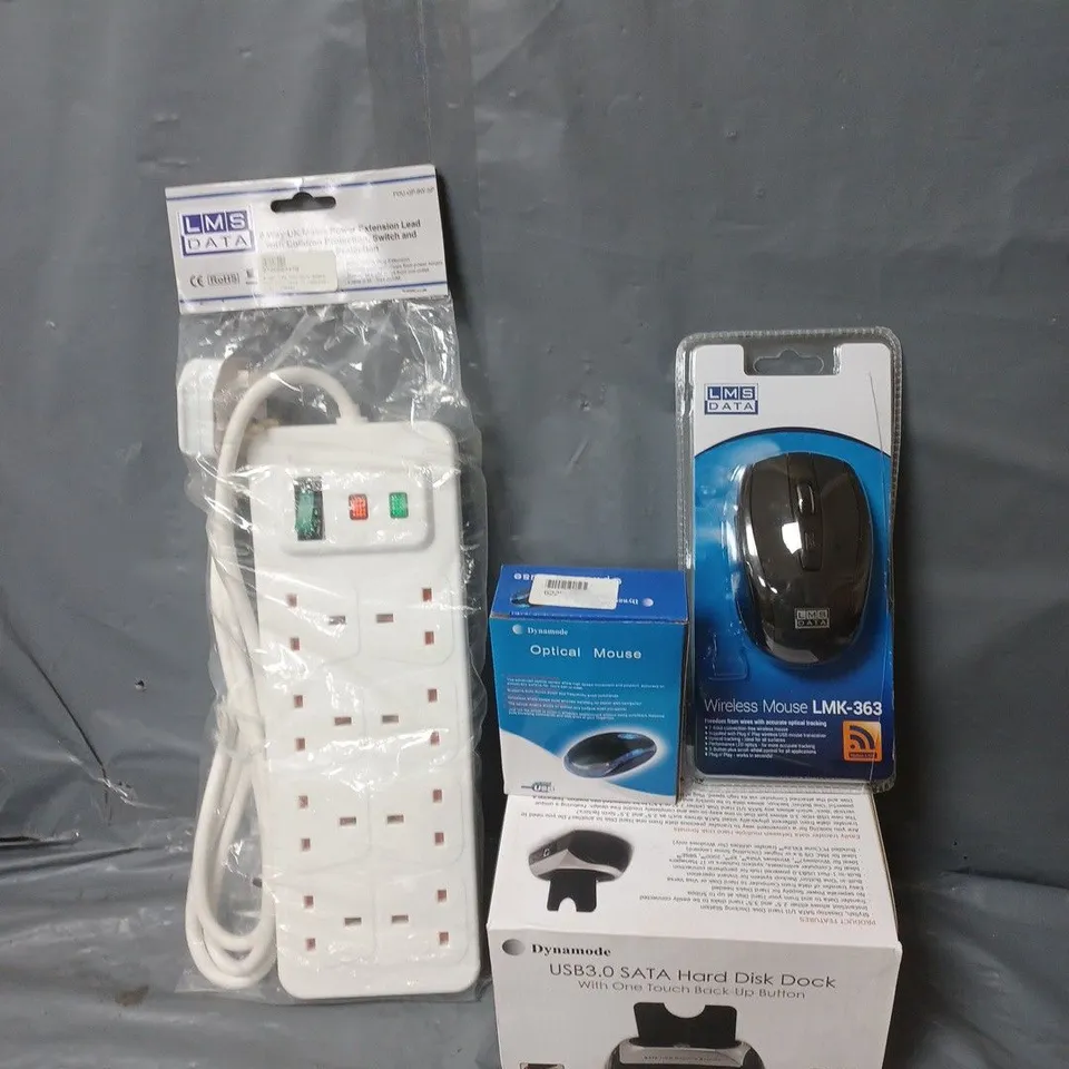APPROXIMATELY 15 ELECTRICAL PRODUCTS TO INCLUDE HARD DISK DOCK, EXTENSION SOCKET AND AN OPTICAL MOUSE