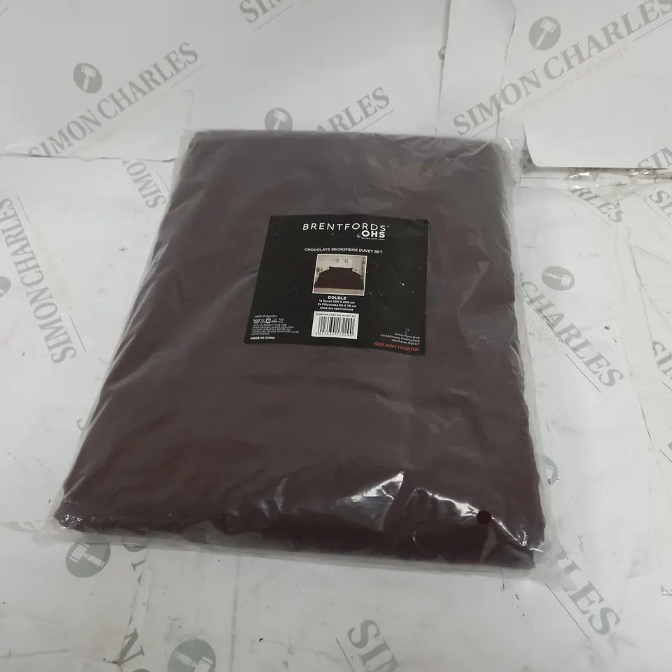 BRENTFORDS OHS CHOCOLATE MICROFIBRE DUVET SET - DOUBLE 